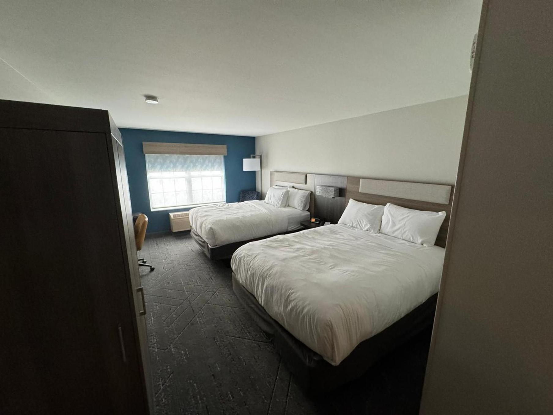 Holiday Inn Express & Suites Port Washington, An Ihg Hotel Zewnętrze zdjęcie